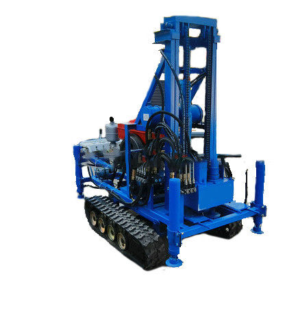 22HP / 16.2KW 水井用の携帯掘削リグ 150m 深さ 50mm 掘削直径