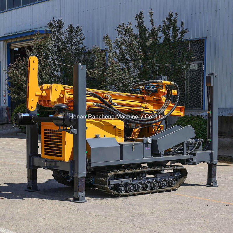 高性能200m深さのクローラー水井掘削リグ 58KWユーチャイディーゼルエンジン