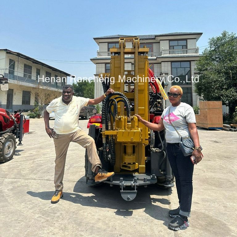 トラクター搭載の掘削機 200m深さの水井掘削リグを掘ることができる
