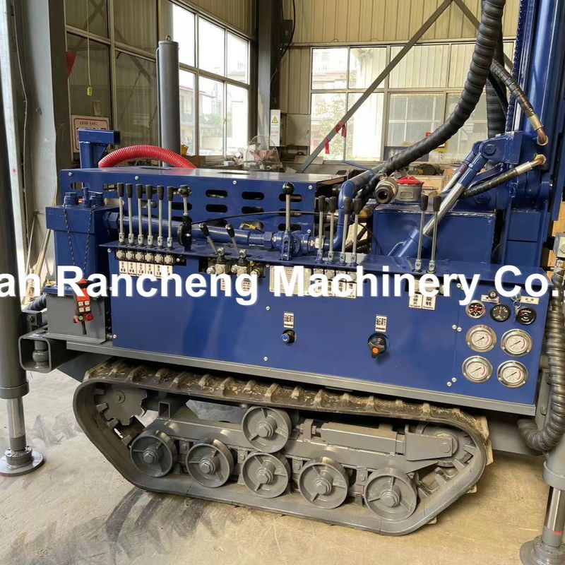 77.3KWの強力なユチャイディーゼルエンジン 45-65r/minの回転速度で装備された掘削機