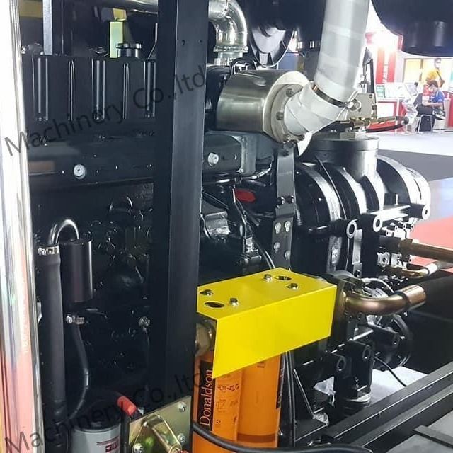 容量 1107CFM 圧力 25bar ディーゼルエンジン スクリューコンプレッサー ポータブルエアコンプレッサー