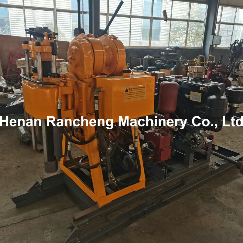 200m深さ 水力小型掘削リグ 20HPディーゼルエンジンの機能掘削機