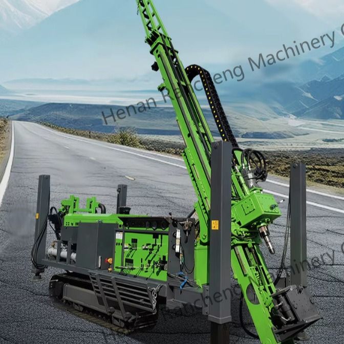 1800m BTW コア・ドリリング・リグ フル・ヒドロリック・マシン 154KW カミンズ・エンジン