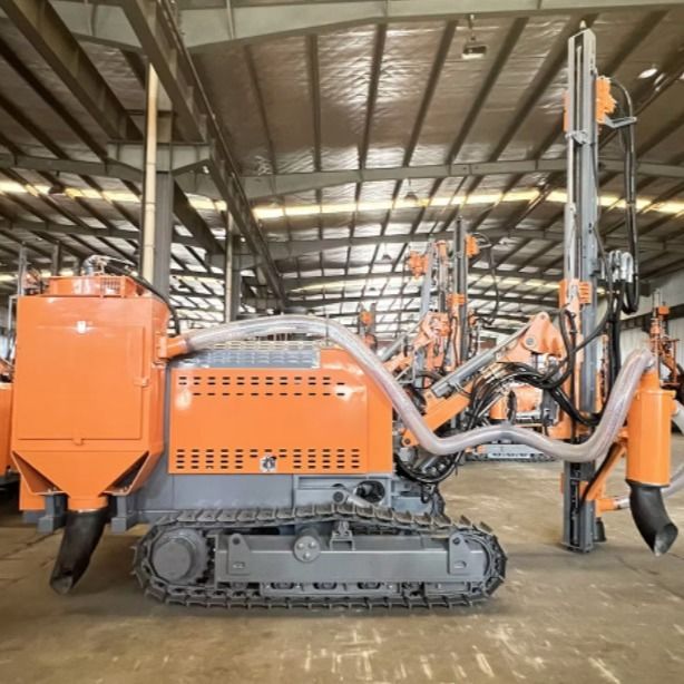 水力表面下穴分離式 (DTH) 掘削リグ 3200 N.M 回転トルク